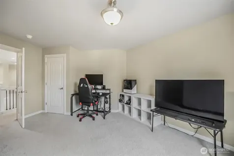 17401 140th Ave East Puyallup WA 98374