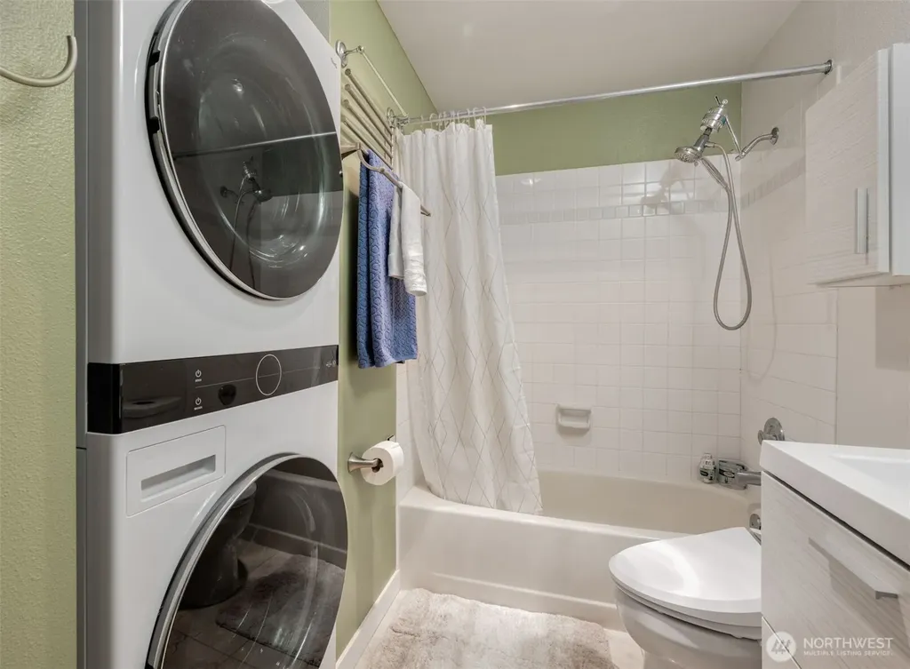 3142 Alki Avenue SW Seattle WA 98116
