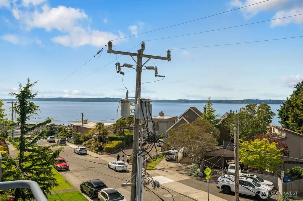 3142 Alki Avenue SW Seattle WA 98116