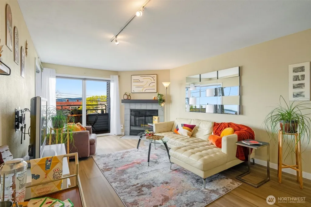 3142 Alki Avenue SW Seattle WA 98116
