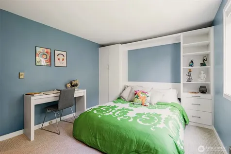 3142 Alki Avenue SW Seattle WA 98116