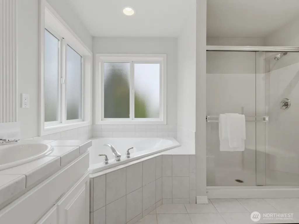3501 166 Street SW Lynnwood WA 98037