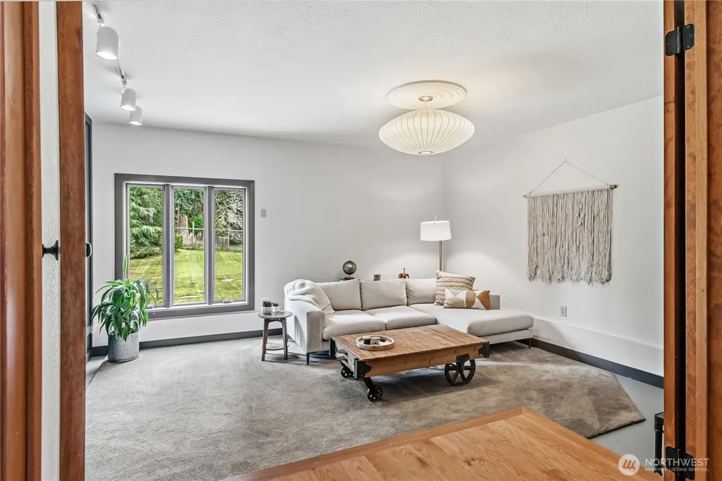 11907 103rd Avenue SW Vashon WA 98070