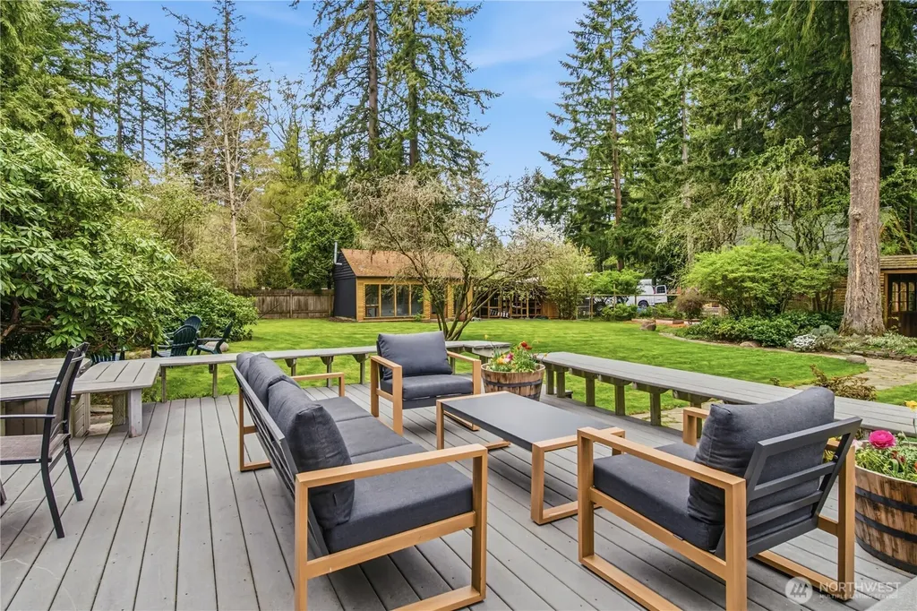 11907 103rd Avenue SW Vashon WA 98070