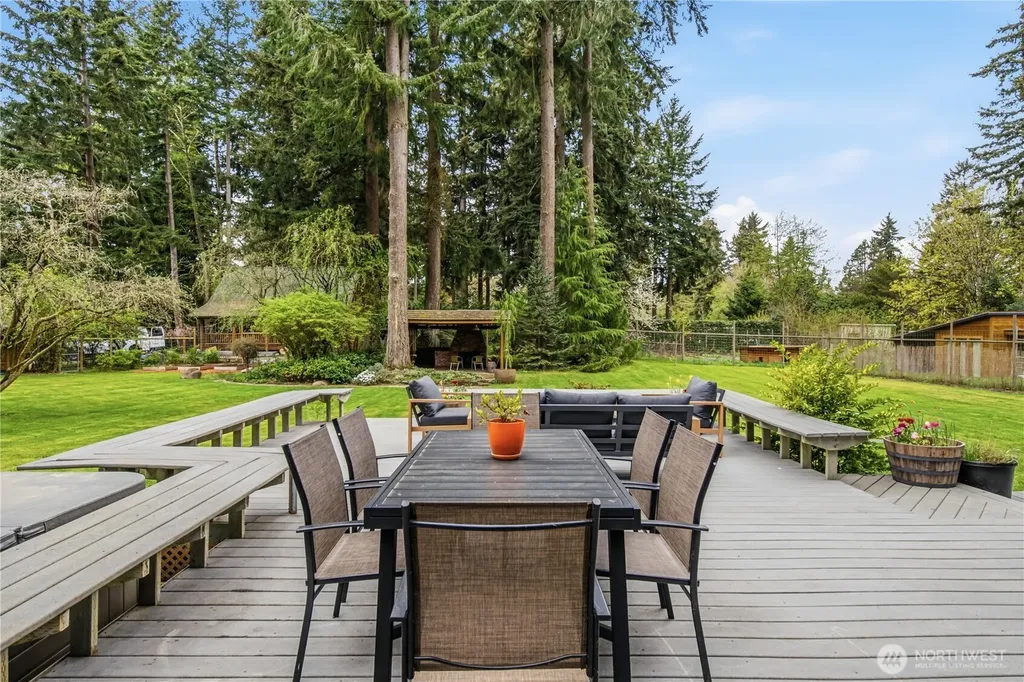 11907 103rd Avenue SW Vashon WA 98070