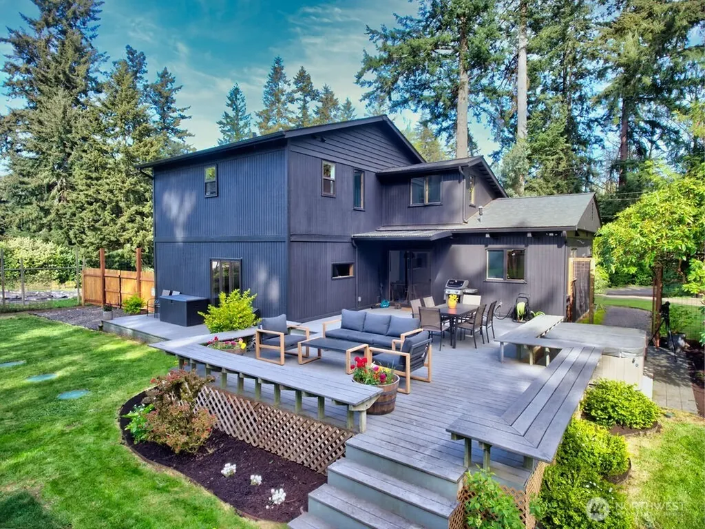 11907 103rd Avenue SW Vashon WA 98070
