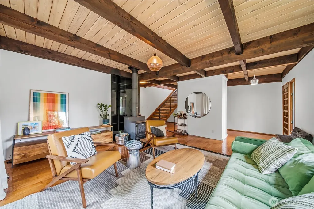11907 103rd Avenue SW Vashon WA 98070