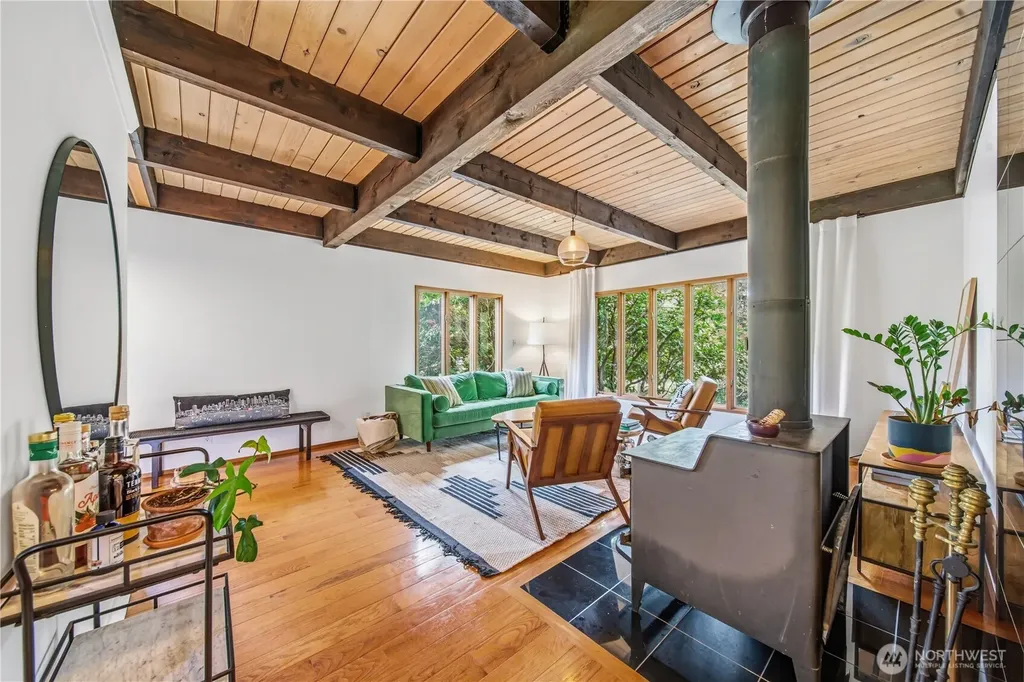 11907 103rd Avenue SW Vashon WA 98070