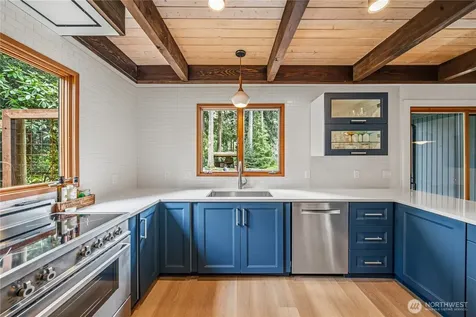 11907 103rd Avenue SW Vashon WA 98070