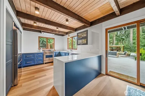 11907 103rd Avenue SW Vashon WA 98070