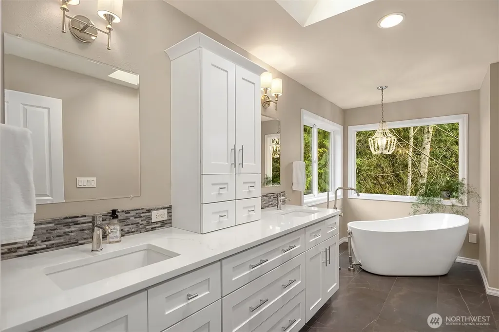 8042 243rd Place NE Redmond WA 98053