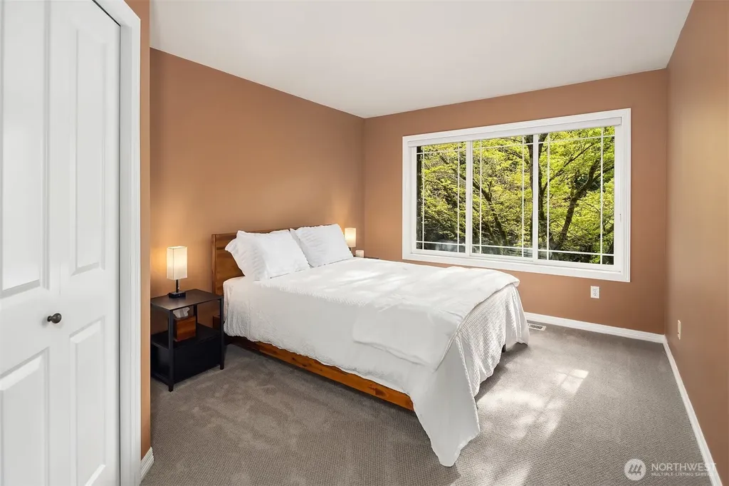 8042 243rd Place NE Redmond WA 98053