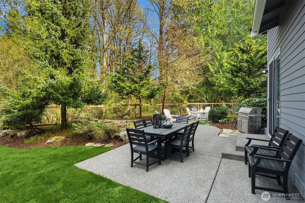 8042 243rd Place NE Redmond WA 98053