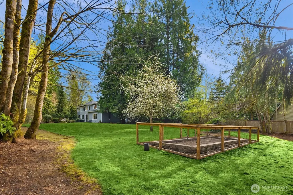 8042 243rd Place NE Redmond WA 98053