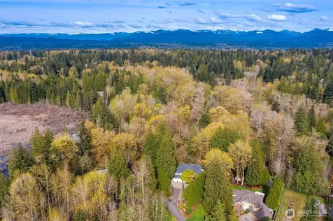 8042 243rd Place NE Redmond WA 98053