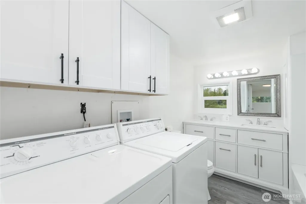 251 Washington Harbor Road Sequim WA 98382