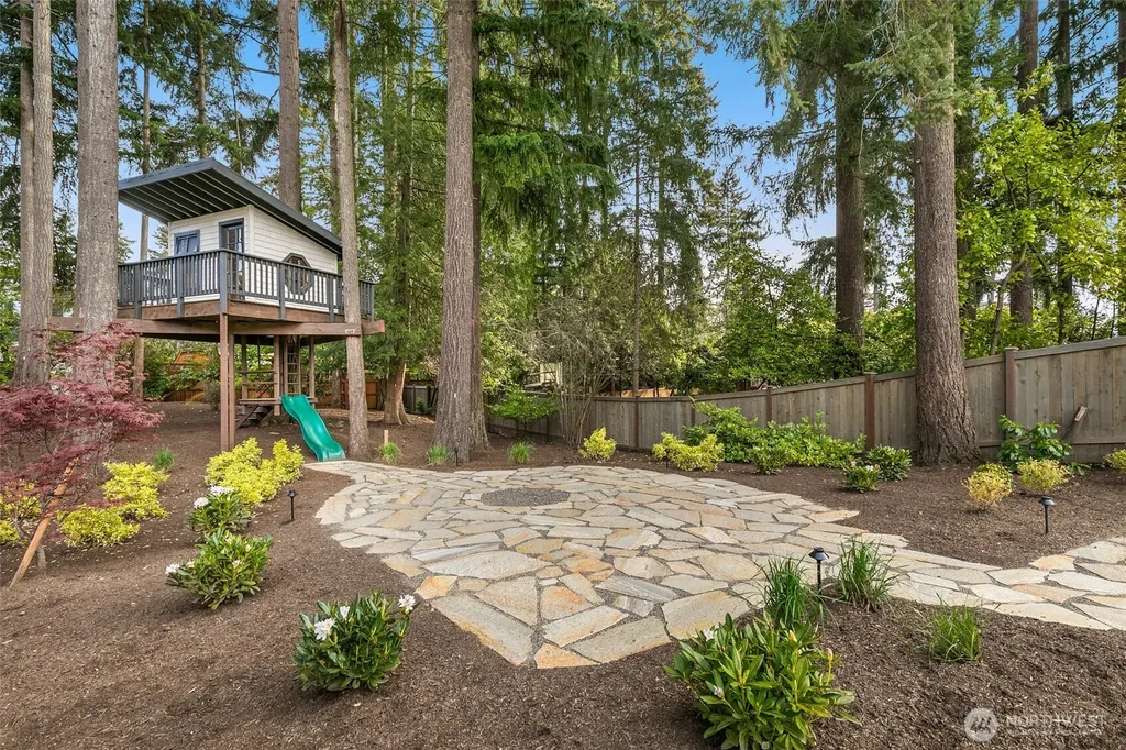 10630 SE 22nd Street Bellevue WA 98004