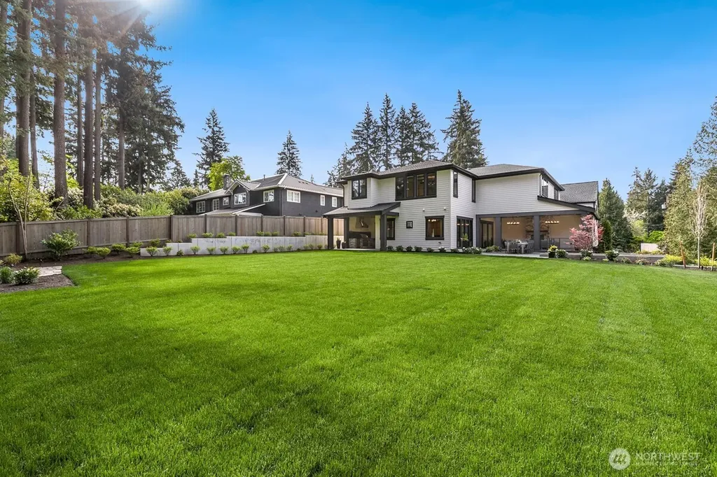10630 SE 22nd Street Bellevue WA 98004