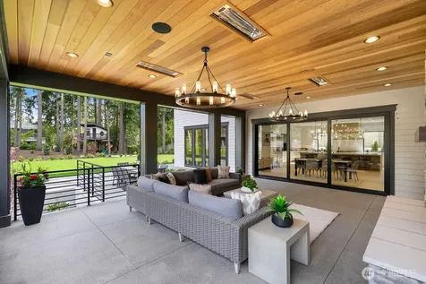 10630 SE 22nd Street Bellevue WA 98004