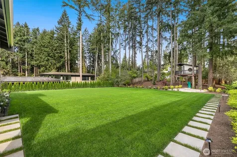 10630 SE 22nd Street Bellevue WA 98004