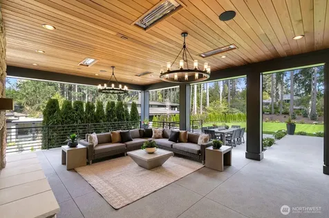 10630 SE 22nd Street Bellevue WA 98004