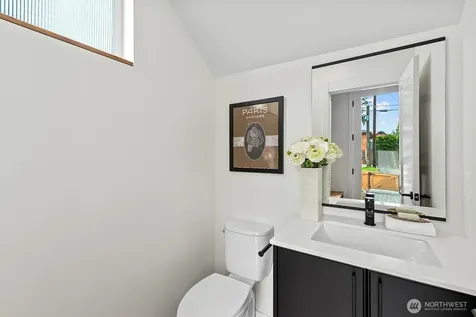 4116 Burke Avenue N Seattle WA 98103