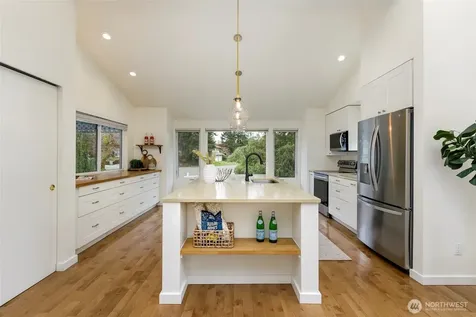 15812 NE 106th Street Redmond WA 98052