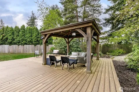 15812 NE 106th Street Redmond WA 98052