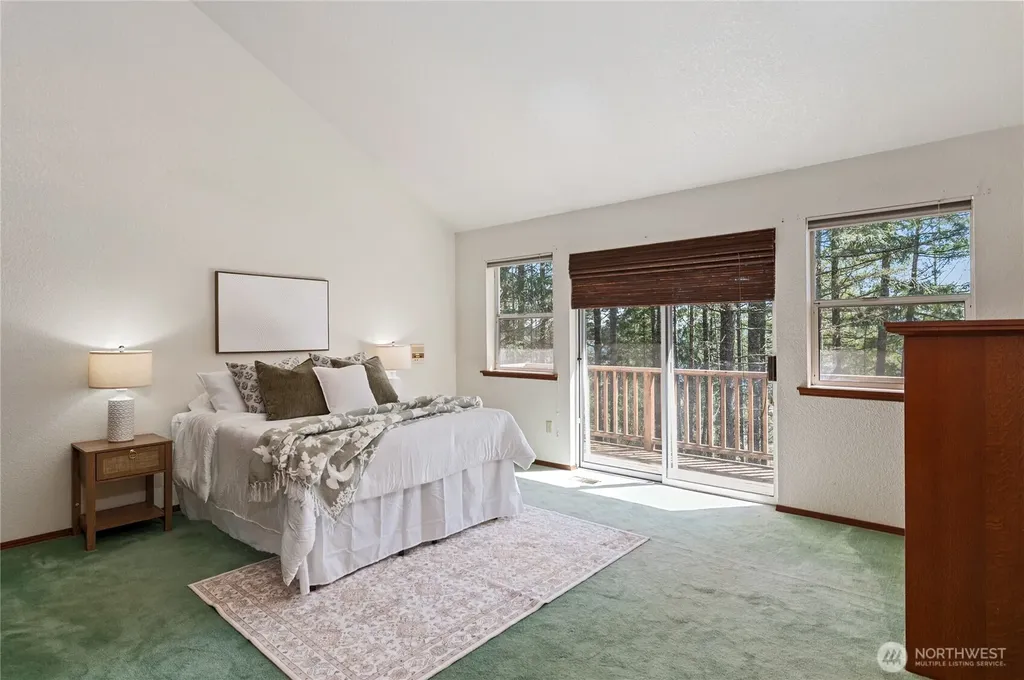 30 E Rainier Drive Allyn WA 98524