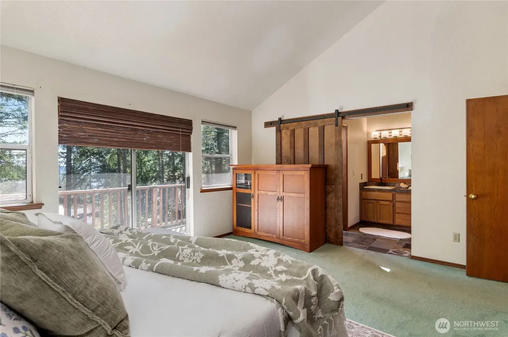 30 E Rainier Drive Allyn WA 98524