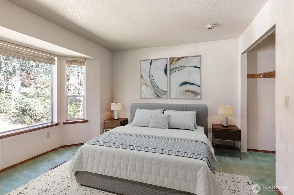 30 E Rainier Drive Allyn WA 98524