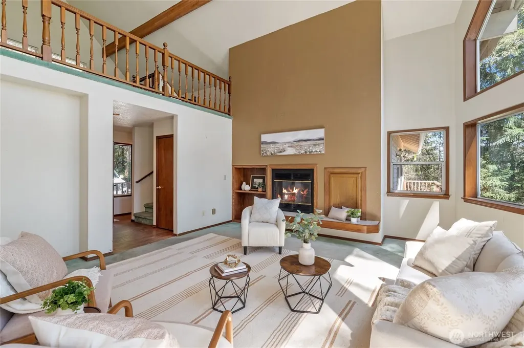 30 E Rainier Drive Allyn WA 98524