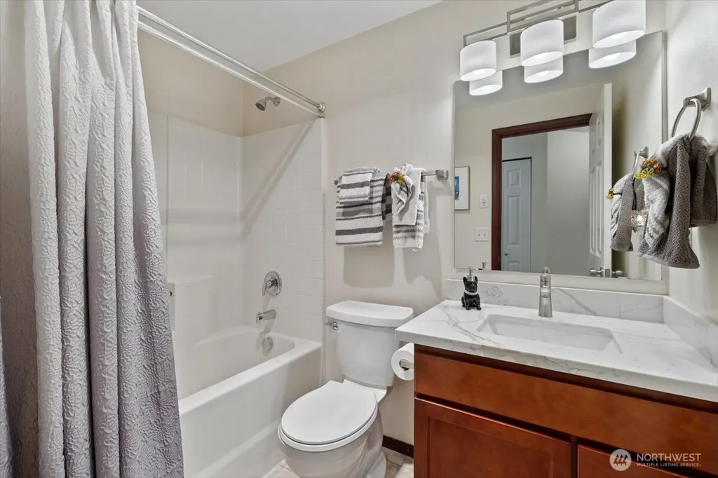 7100 39th Place NE Marysville WA 98270