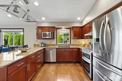 7100 39th Place NE Marysville WA 98270