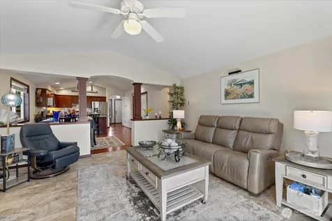 7100 39th Place NE Marysville WA 98270