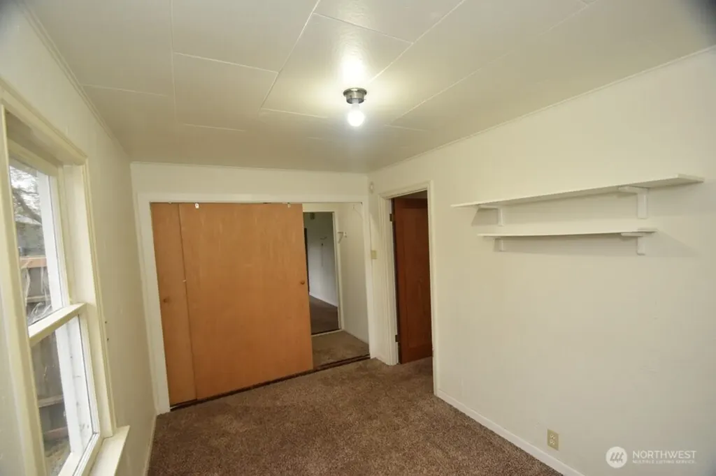 2071 Valley Highway Deming WA 98244