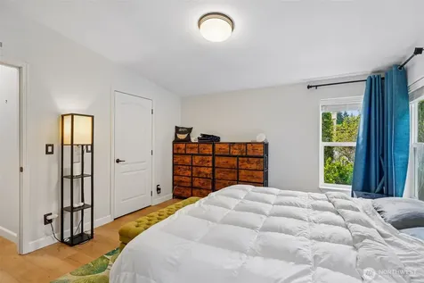3308 206th Place SE Bothell WA 98012
