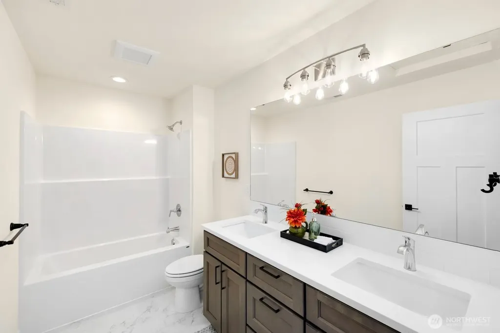 2629 S 144th Street Seatac WA 98168