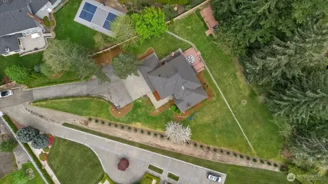 4422 238th Place SE Sammamish WA 98029