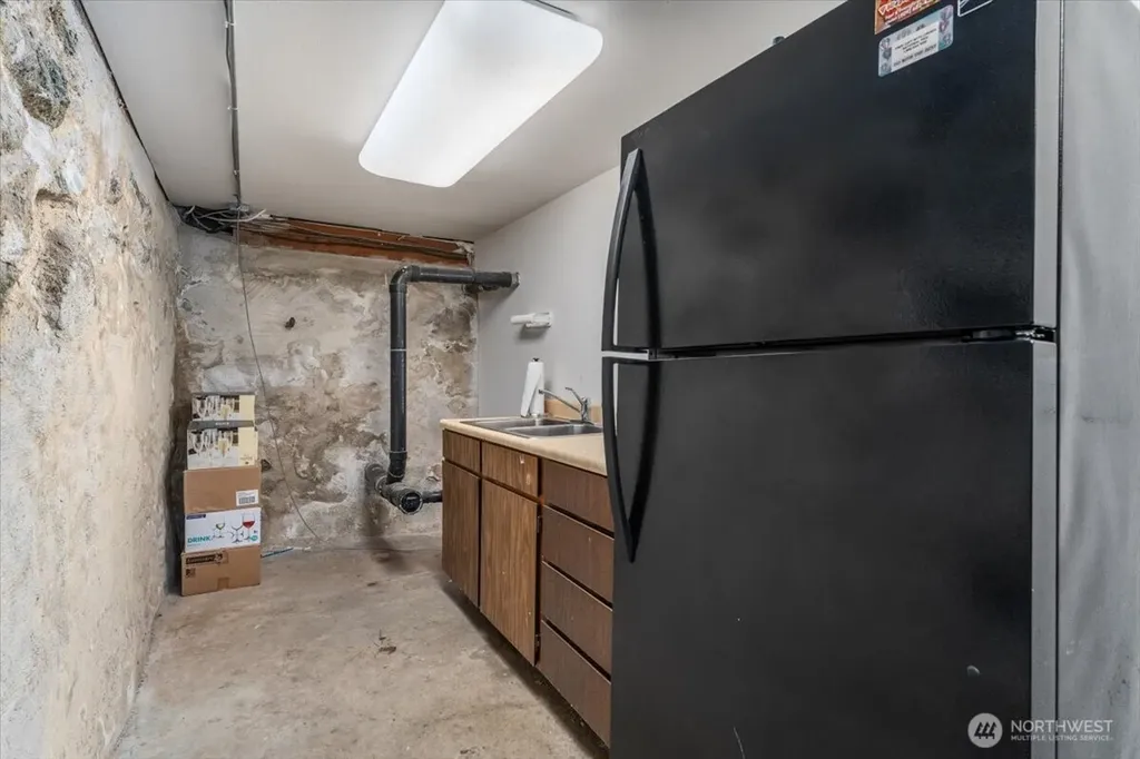 131 E Woodin Avenue Chelan WA 98816