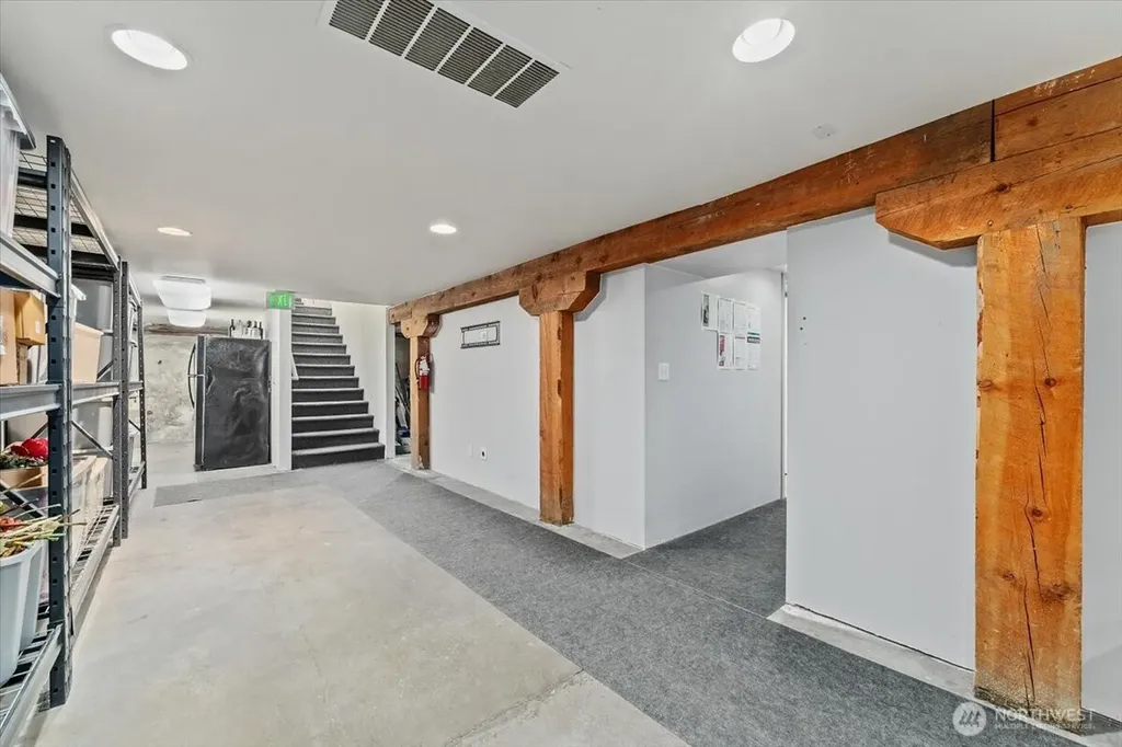 131 E Woodin Avenue Chelan WA 98816