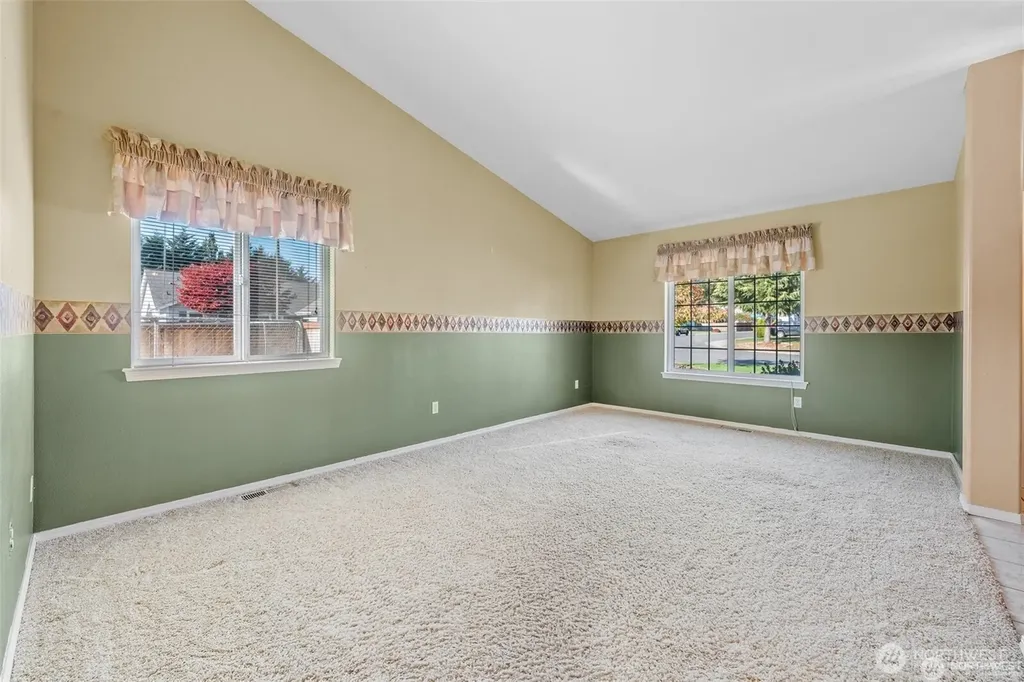 12802 171st Street Ct E Puyallup WA 98374