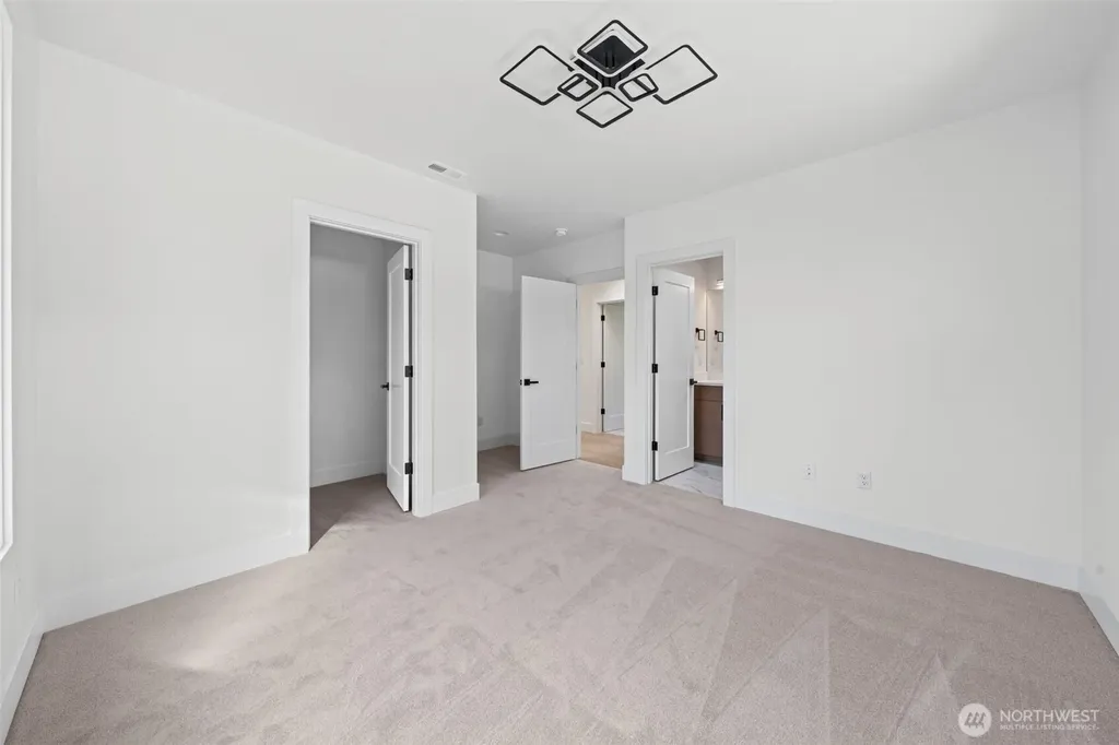 16036 SE 44th Court Bellevue WA 98006