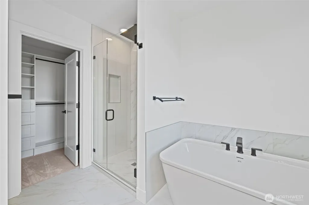 16036 SE 44th Court Bellevue WA 98006