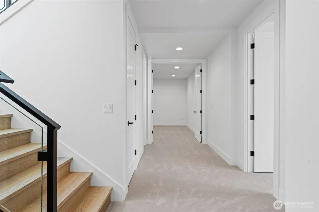 16036 SE 44th Court Bellevue WA 98006