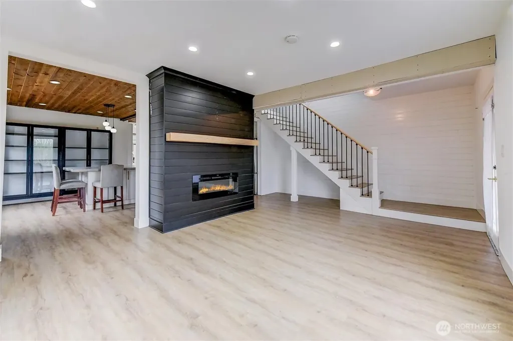12105 20th St NE Lake Stevens WA 98258