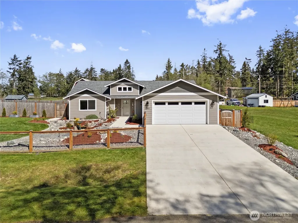 355 E Bon Air Drive Coupeville WA 98239