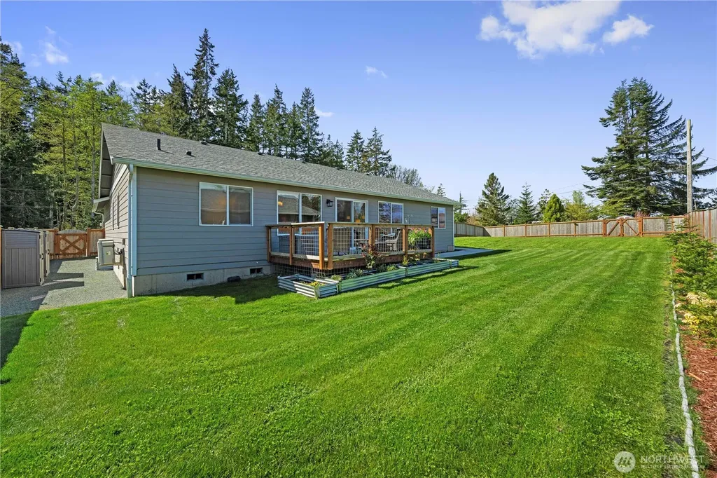 355 E Bon Air Drive Coupeville WA 98239