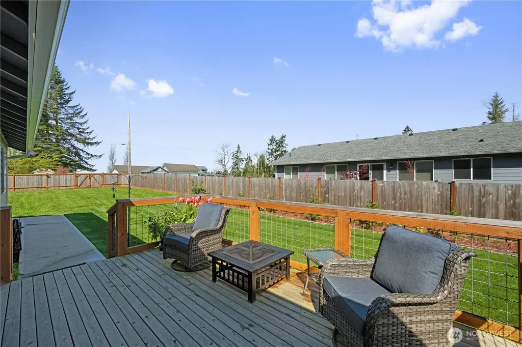 355 E Bon Air Drive Coupeville WA 98239