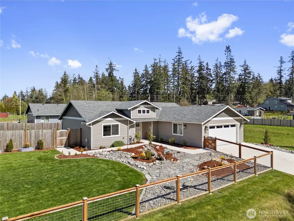 355 E Bon Air Drive Coupeville WA 98239